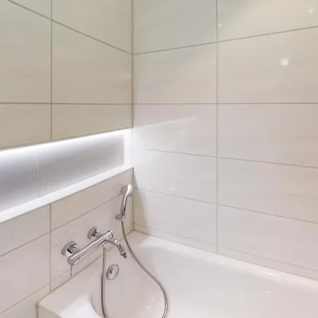 Solution-grischun - Berninaexpress - Staedterip - Atemberaubende Aussicht Pansiyon Chur