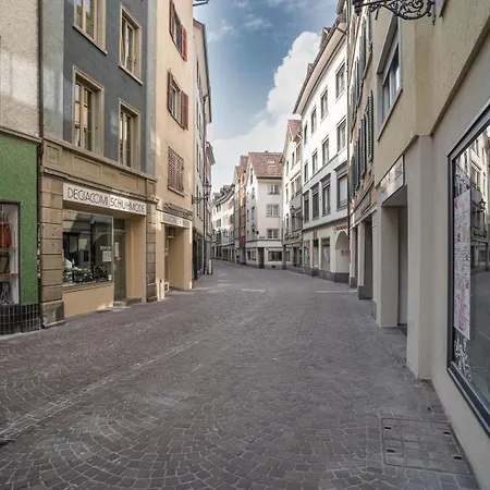 Solution-grischun - Berninaexpress - Städterip - Atemberaubende Aussicht Privatunterkunft