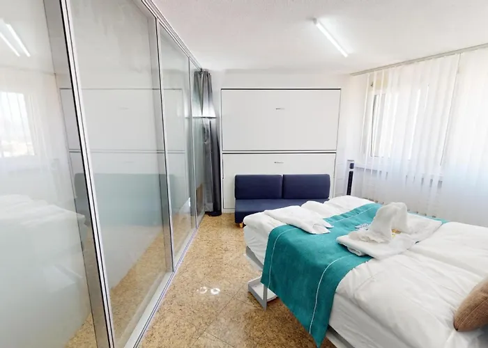 Solution-grischun - Berninaexpress - Staedterip - Atemberaubende Aussicht