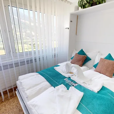 民宿 Solution-grischun - Berninaexpress - Staedterip - Atemberaubende Aussicht 库尔