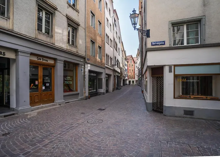 Solution-grischun - Berninaexpress - Staedterip - Atemberaubende Aussicht *